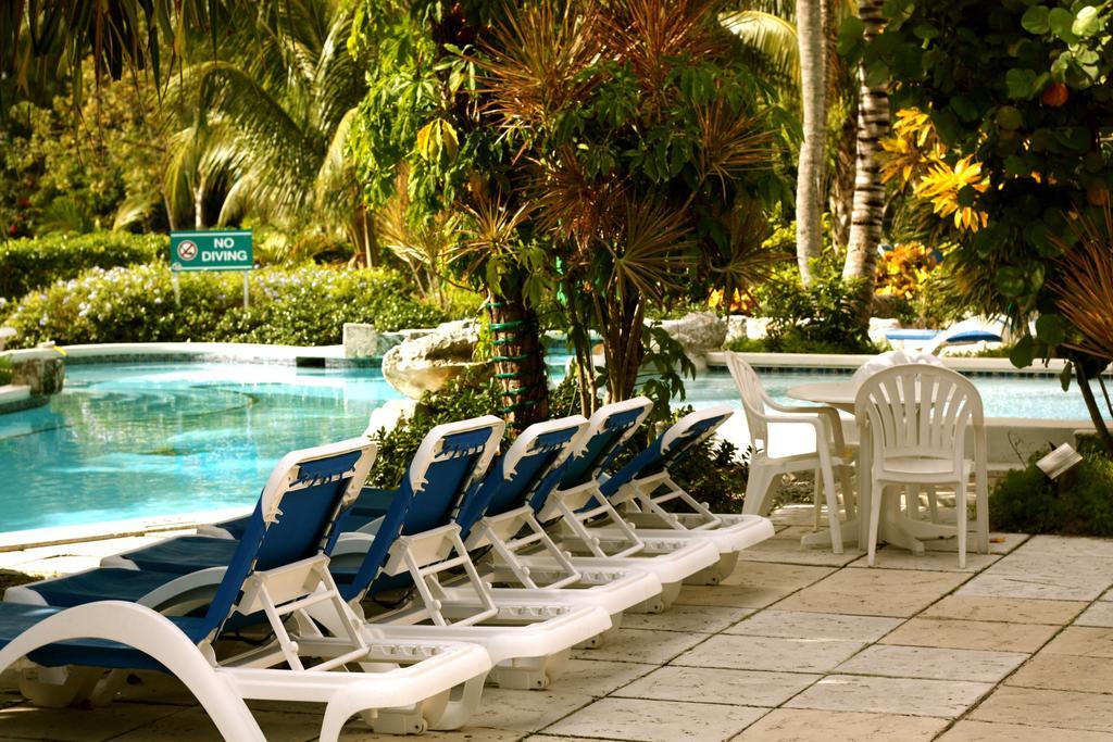 Sunrise Beach Club And Villas - Paradise Island Exterior foto